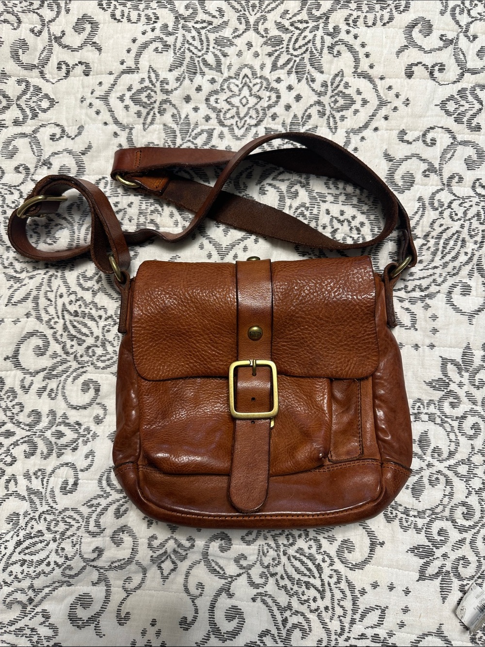 Campomaggi Brown Leather Crossbody Bag with Brass Buckle